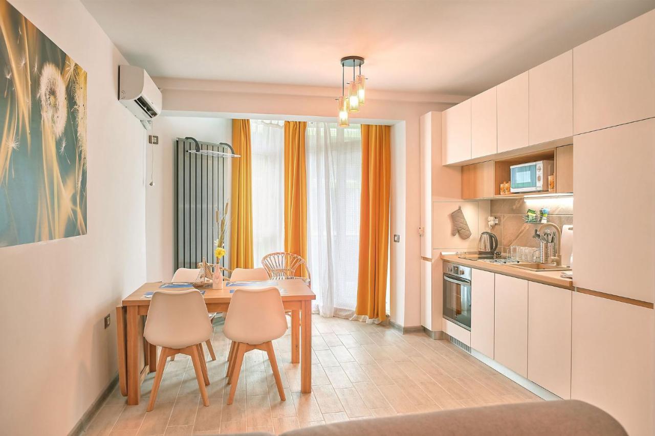 Opal Luxury Apartment 92 Spa N Pool Beach Resort นาโวดาริ ภายนอก รูปภาพ