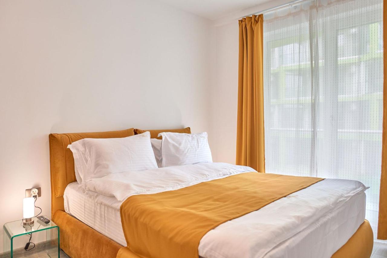 Opal Luxury Apartment 92 Spa N Pool Beach Resort นาโวดาริ ภายนอก รูปภาพ
